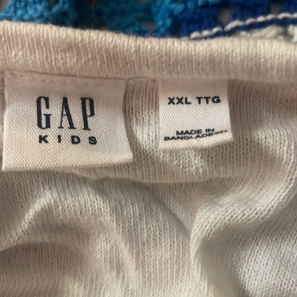 Cute rainbow crochet dress - Picture 3 of 3